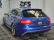 Audi RS4 4.2 FSI V8 Estate 5dr Petrol S Tronic quattro Euro 5 (450 ps) 42