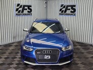 Audi RS4 4.2 FSI V8 Estate 5dr Petrol S Tronic quattro Euro 5 (450 ps) 46