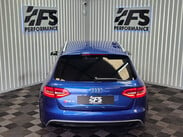 Audi RS4 4.2 FSI V8 Estate 5dr Petrol S Tronic quattro Euro 5 (450 ps) 49