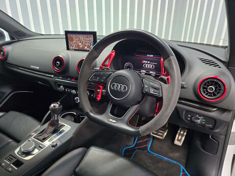 Audi RS3 2.5 TFSI Sportback 5dr Petrol S Tronic quattro Euro 6 (s/s) (400 ps) 36