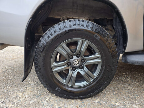 Toyota Hilux 2.4 D-4D Active Pickup Double Cab 4dr Diesel Manual 4WD Euro 6 (3.5t) (150 14