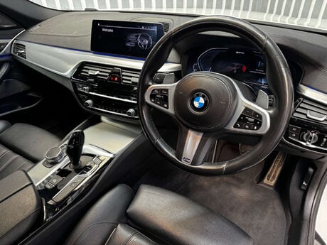 BMW 5 Series 2.0 530e 12kWh M Sport Saloon 4dr Petrol Plug-in Hybrid Auto xDrive Euro 6 10