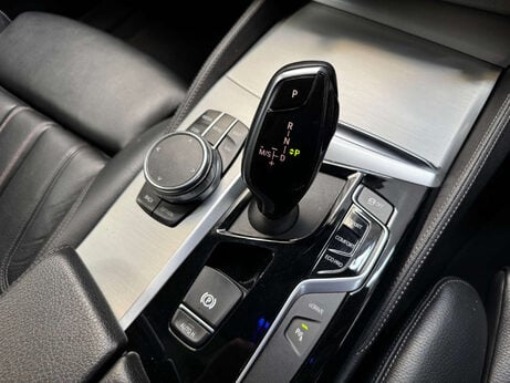 BMW 5 Series 2.0 530e 12kWh M Sport Saloon 4dr Petrol Plug-in Hybrid Auto xDrive Euro 6 22