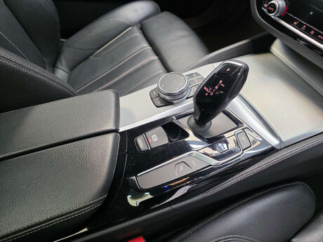 BMW 5 Series 2.0 530e 12kWh M Sport Saloon 4dr Petrol Plug-in Hybrid Auto xDrive Euro 6 10