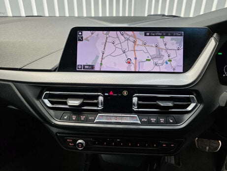 BMW 1 Series 2.0 M135i Hatchback 5dr Petrol Auto xDrive Euro 6 (s/s) (306 ps) 40