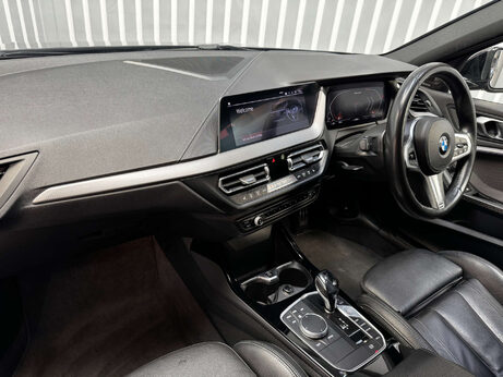 BMW 1 Series 2.0 M135i Hatchback 5dr Petrol Auto xDrive Euro 6 (s/s) (306 ps) 32