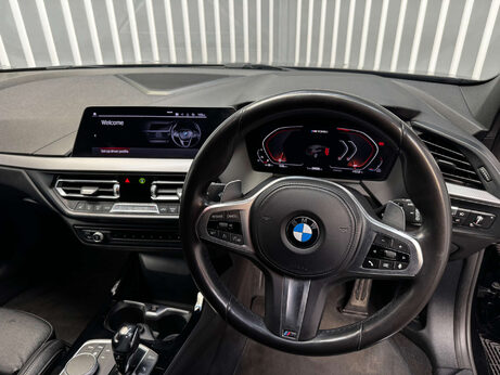 BMW 1 Series 2.0 M135i Hatchback 5dr Petrol Auto xDrive Euro 6 (s/s) (306 ps) 28