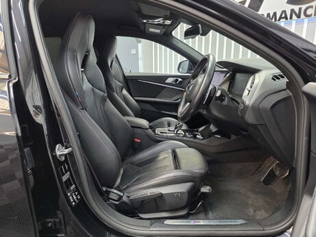 BMW 1 Series 2.0 M135i Hatchback 5dr Petrol Auto xDrive Euro 6 (s/s) (306 ps) 37