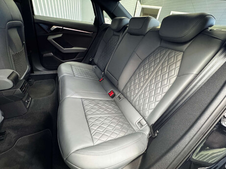 Audi S3 2.0 TFSI Vorsprung Saloon 4dr Petrol S Tronic quattro Euro 6 (s/s) (310 ps) 19