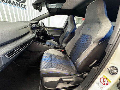 Volkswagen Golf 2.0 TSI R Hatchback 5dr Petrol DSG 4Motion Euro 6 (s/s) (320 ps) 8