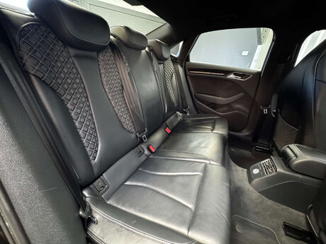 Audi RS3 2.5 TFSI Audi Sport Edition Saloon 4dr Petrol S Tronic quattro Euro 6 (s/s) 9