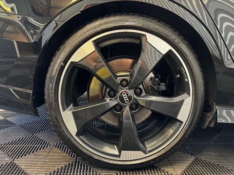 Audi RS3 2.5 TFSI Audi Sport Edition Saloon 4dr Petrol S Tronic quattro Euro 6 (s/s) 7