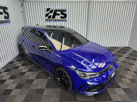 Volkswagen Golf 1.5 eTSI MHEV R-Line Hatchback 5dr Petrol Hybrid DSG Euro 6 (s/s) (150 ps) 9