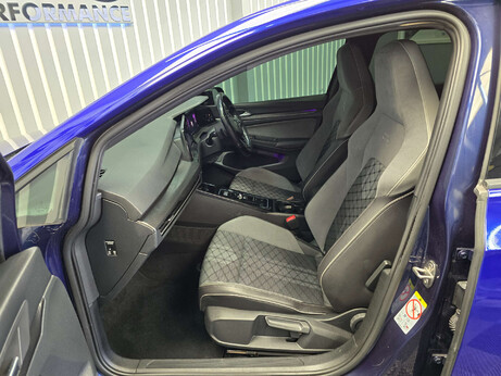 Volkswagen Golf 1.5 eTSI MHEV R-Line Hatchback 5dr Petrol Hybrid DSG Euro 6 (s/s) (150 ps) 18
