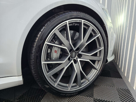 Audi RS6 4.0 TFSI V8 Performance Estate 5dr Petrol Tiptronic quattro Euro 6 (s/s) (6 31