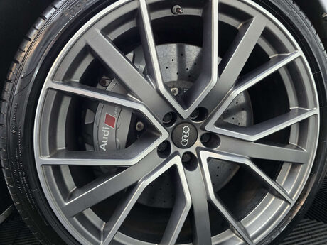 Audi RS6 4.0 TFSI V8 Performance Estate 5dr Petrol Tiptronic quattro Euro 6 (s/s) (6 37