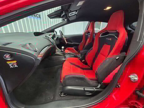 Honda Civic 2.0 i-VTEC Type R GT Hatchback 5dr Petrol Manual Euro 6 (s/s) (310 ps) 9
