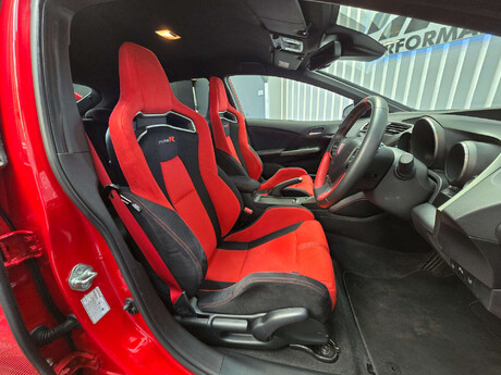 Honda Civic 2.0 i-VTEC Type R GT Hatchback 5dr Petrol Manual Euro 6 (s/s) (310 ps) 7