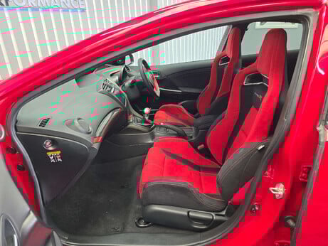 Honda Civic 2.0 i-VTEC Type R GT Hatchback 5dr Petrol Manual Euro 6 (s/s) (310 ps) 18