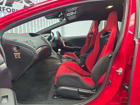 Honda Civic 2.0 i-VTEC Type R GT Hatchback 5dr Petrol Manual Euro 6 (s/s) (310 ps) 36
