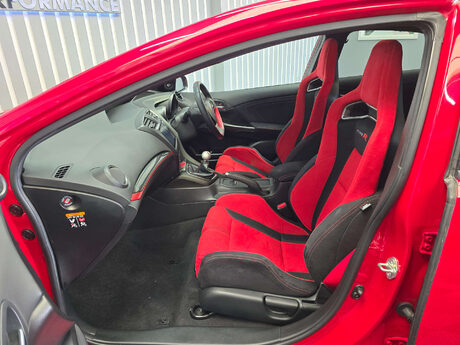 Honda Civic 2.0 i-VTEC Type R GT Hatchback 5dr Petrol Manual Euro 6 (s/s) (310 ps) 22