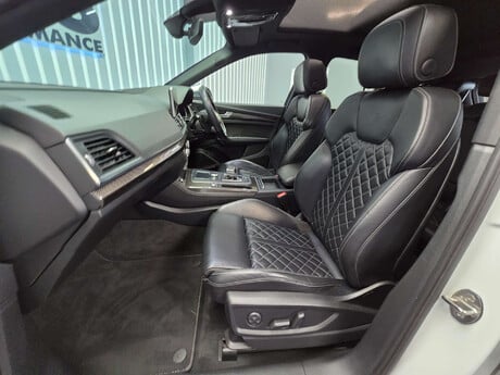 Audi SQ5 3.0 TFSI V6 SUV 5dr Petrol Tiptronic quattro Euro 6 (s/s) (354 ps) 9