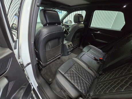 Audi SQ5 3.0 TFSI V6 SUV 5dr Petrol Tiptronic quattro Euro 6 (s/s) (354 ps) 23