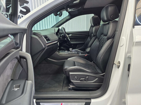 Audi SQ5 3.0 TFSI V6 SUV 5dr Petrol Tiptronic quattro Euro 6 (s/s) (354 ps) 41