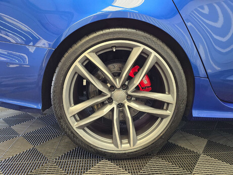 Audi RS6 4.0 TFSI V8 Estate 5dr Petrol Tiptronic quattro Euro 6 (s/s) (560 ps) 24