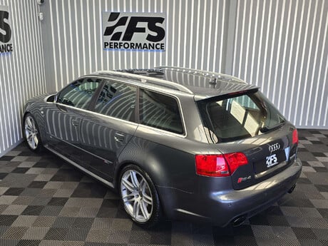 Audi RS4 4.2 Estate 5dr Petrol Manual quattro (326 g/km, 415 bhp) 44