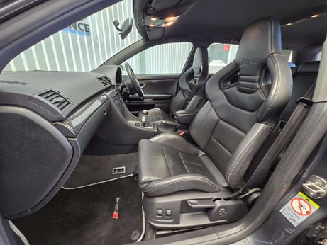 Audi RS4 4.2 Estate 5dr Petrol Manual quattro (326 g/km, 415 bhp) 5