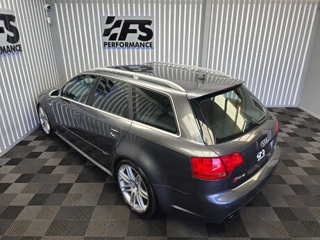Audi RS4 4.2 Estate 5dr Petrol Manual quattro (326 g/km, 415 bhp) 10