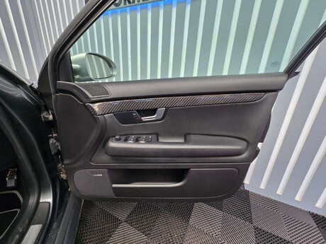 Audi RS4 4.2 Estate 5dr Petrol Manual quattro (326 g/km, 415 bhp) 23