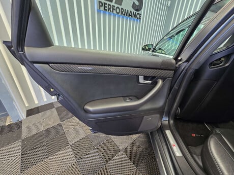 Audi RS4 4.2 Estate 5dr Petrol Manual quattro (326 g/km, 415 bhp) 24