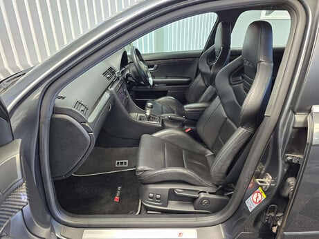 Audi RS4 4.2 Estate 5dr Petrol Manual quattro (326 g/km, 415 bhp) 16