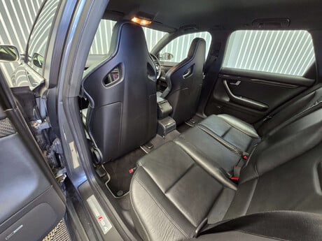 Audi RS4 4.2 Estate 5dr Petrol Manual quattro (326 g/km, 415 bhp) 21