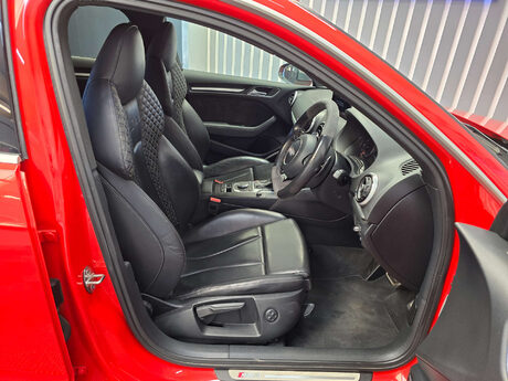 Audi RS3 2.5 TFSI Sportback 5dr Petrol S Tronic quattro Euro 6 (s/s) (Nav) (367 ps) 20