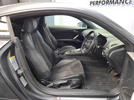 Audi TT 2.0 TFSI S line Coupe 3dr Petrol S Tronic quattro Euro 6 (s/s) (230 ps) 18
