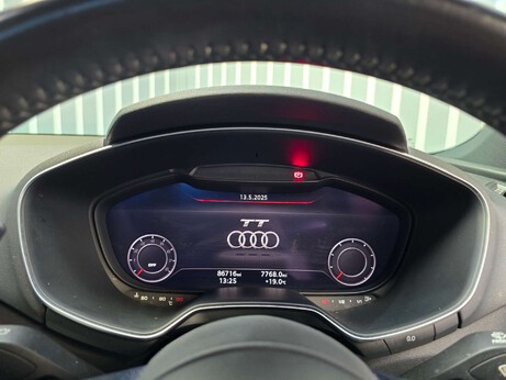 Audi TT 2.0 TFSI S line Coupe 3dr Petrol S Tronic quattro Euro 6 (s/s) (230 ps) 11
