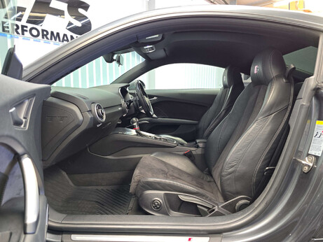 Audi TT 2.0 TFSI S line Coupe 3dr Petrol S Tronic quattro Euro 6 (s/s) (230 ps) 30