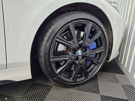BMW 1 Series 2.0 M135i Hatchback 5dr Petrol Auto xDrive Euro 6 (s/s) (306 ps) 35