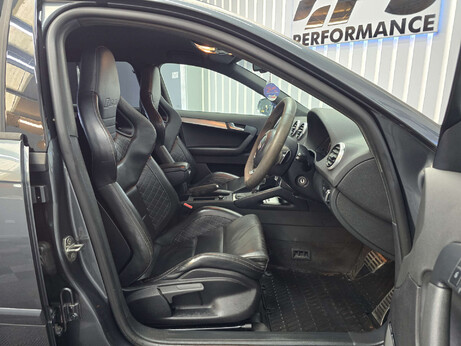 Audi RS3 2.5 TFSI Sportback 5dr Petrol S Tronic quattro Euro 5 (340 ps) 28