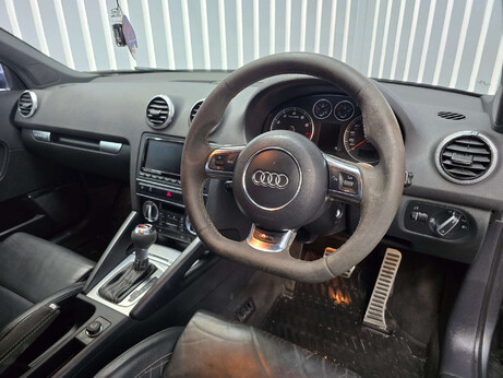 Audi RS3 2.5 TFSI Sportback 5dr Petrol S Tronic quattro Euro 5 (340 ps) 29