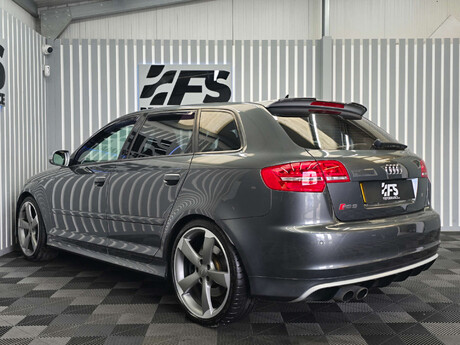 Audi RS3 2.5 TFSI Sportback 5dr Petrol S Tronic quattro Euro 5 (340 ps) 4
