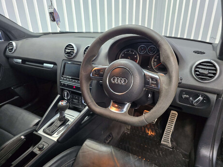 Audi RS3 2.5 TFSI Sportback 5dr Petrol S Tronic quattro Euro 5 (340 ps) 23