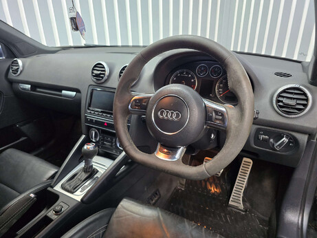 Audi RS3 2.5 TFSI Sportback 5dr Petrol S Tronic quattro Euro 5 (340 ps) 19