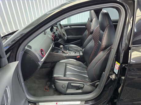 Audi RS3 2.5 TFSI Saloon 4dr Petrol S Tronic quattro Euro 6 (s/s) (400 ps) 23