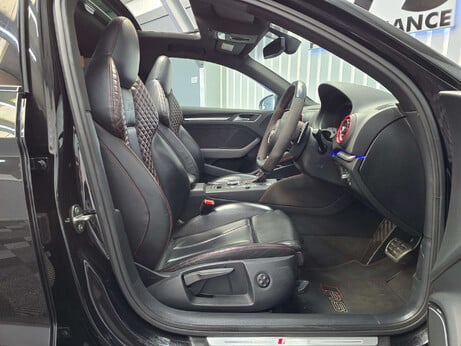 Audi RS3 2.5 TFSI Saloon 4dr Petrol S Tronic quattro Euro 6 (s/s) (400 ps) 27