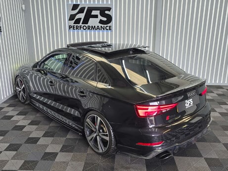 Audi RS3 2.5 TFSI Saloon 4dr Petrol S Tronic quattro Euro 6 (s/s) (400 ps) 33