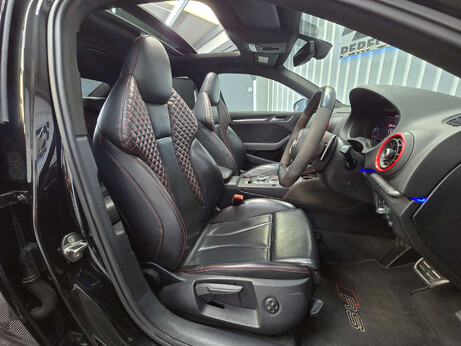 Audi RS3 2.5 TFSI Saloon 4dr Petrol S Tronic quattro Euro 6 (s/s) (400 ps) 3